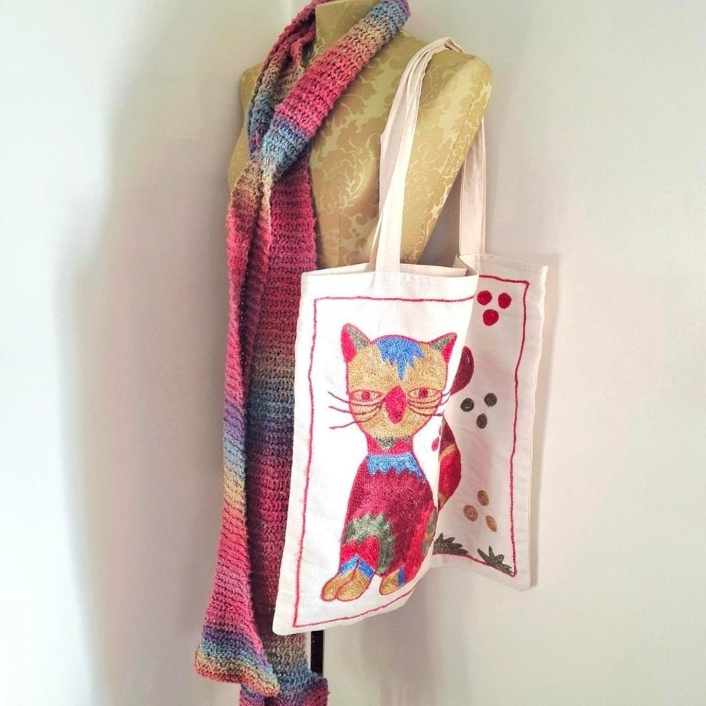 Embroidered cat tote bag w/Multicolor Knit Scarf‎ bundle handknit boho